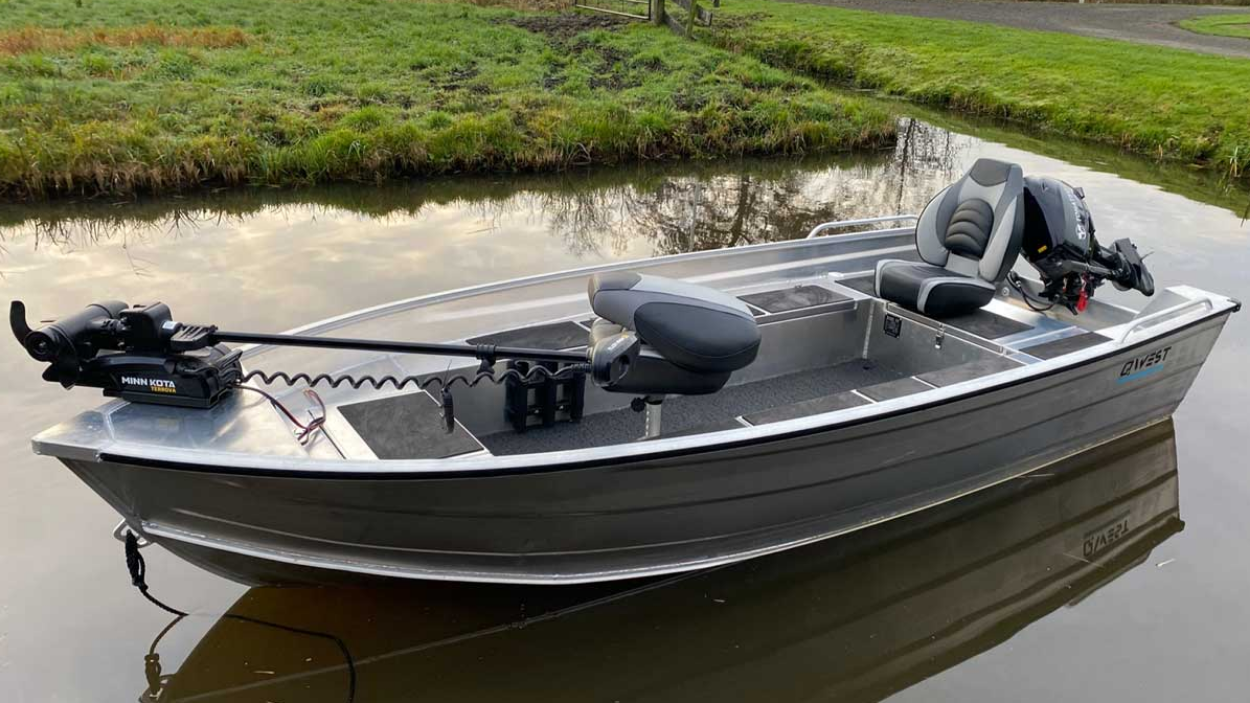 Qwest RF-serie Visboot